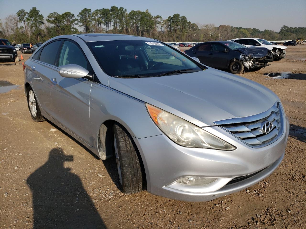 Photo 1 from auction – 2011 HYUNDAI SONATA SE with VIN 5NPEC4AC1BH004092