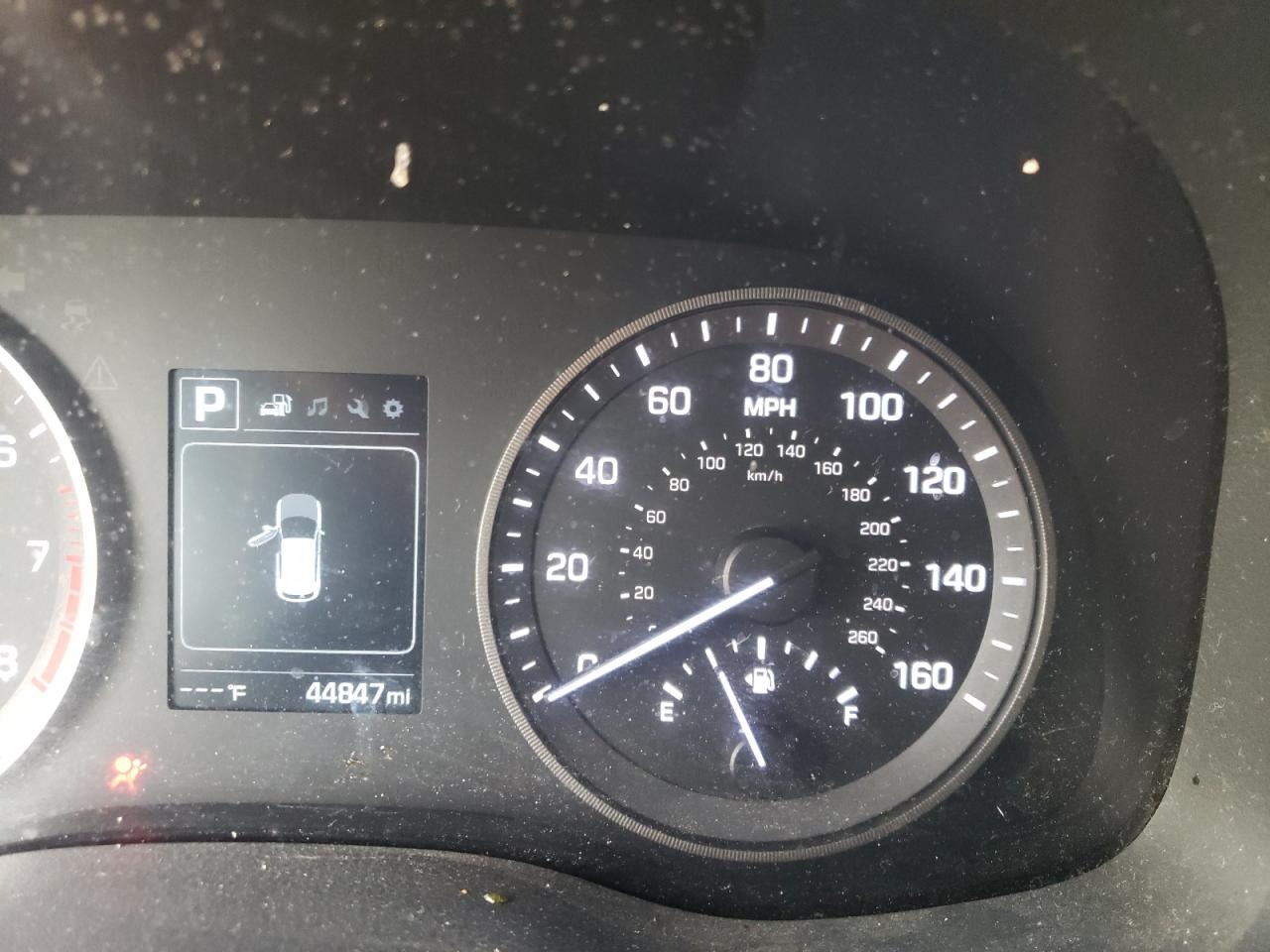 Photo 8 from auction – 2017 HYUNDAI TUCSON LIM with VIN KM8J33A40HU389544