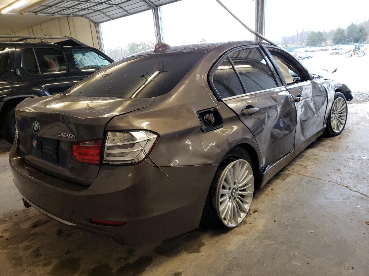 Photo 4 from auction – 2013 BMW 328 I with VIN WBA3A5G50DNP22096