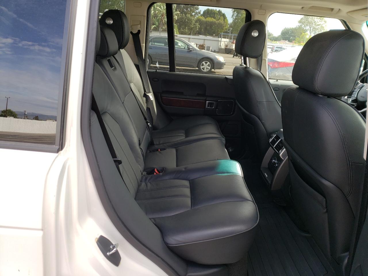 Zdjęcie 6 z aukcji – 2010 LAND ROVER RANGE ROVE z VIN SALME1D40AA321563