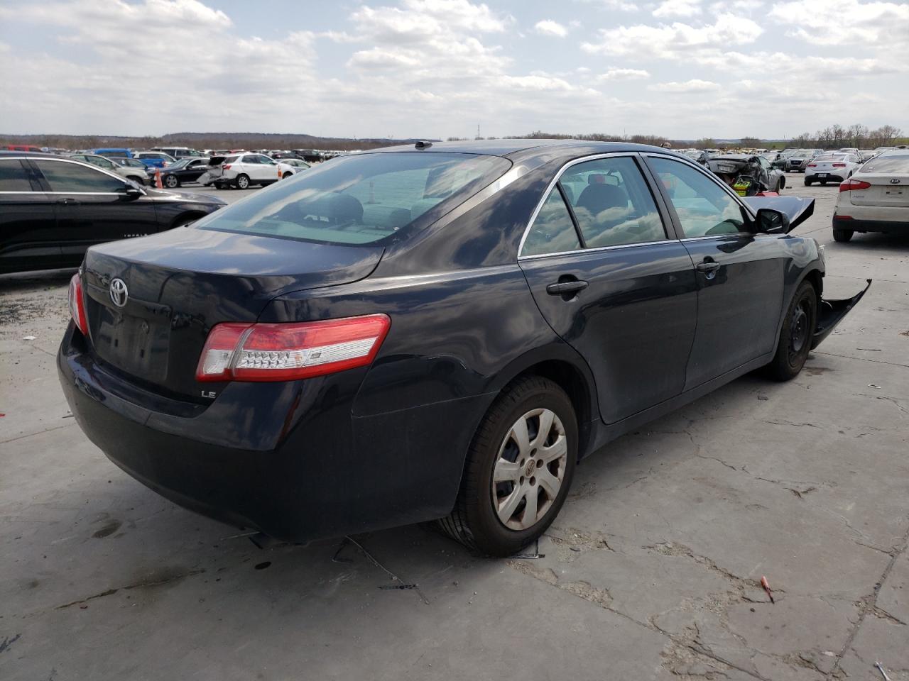 Photo 4 from auction – 2011 TOYOTA CAMRY BASE with VIN 4T4BF3EK2BR206663