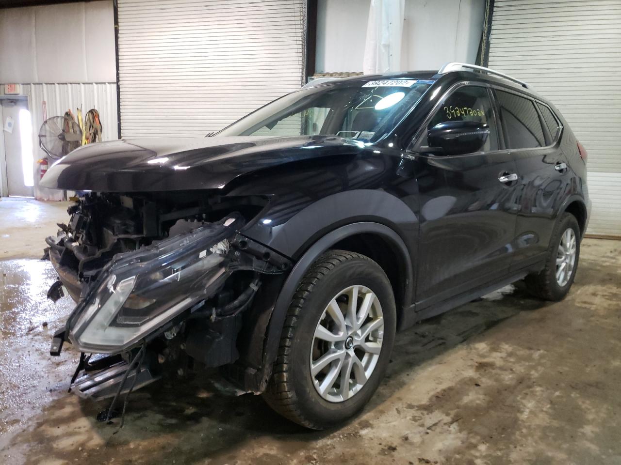 Photo 2 from auction – 2019 NISSAN ROGUE S with VIN KNMAT2MV7KP507100