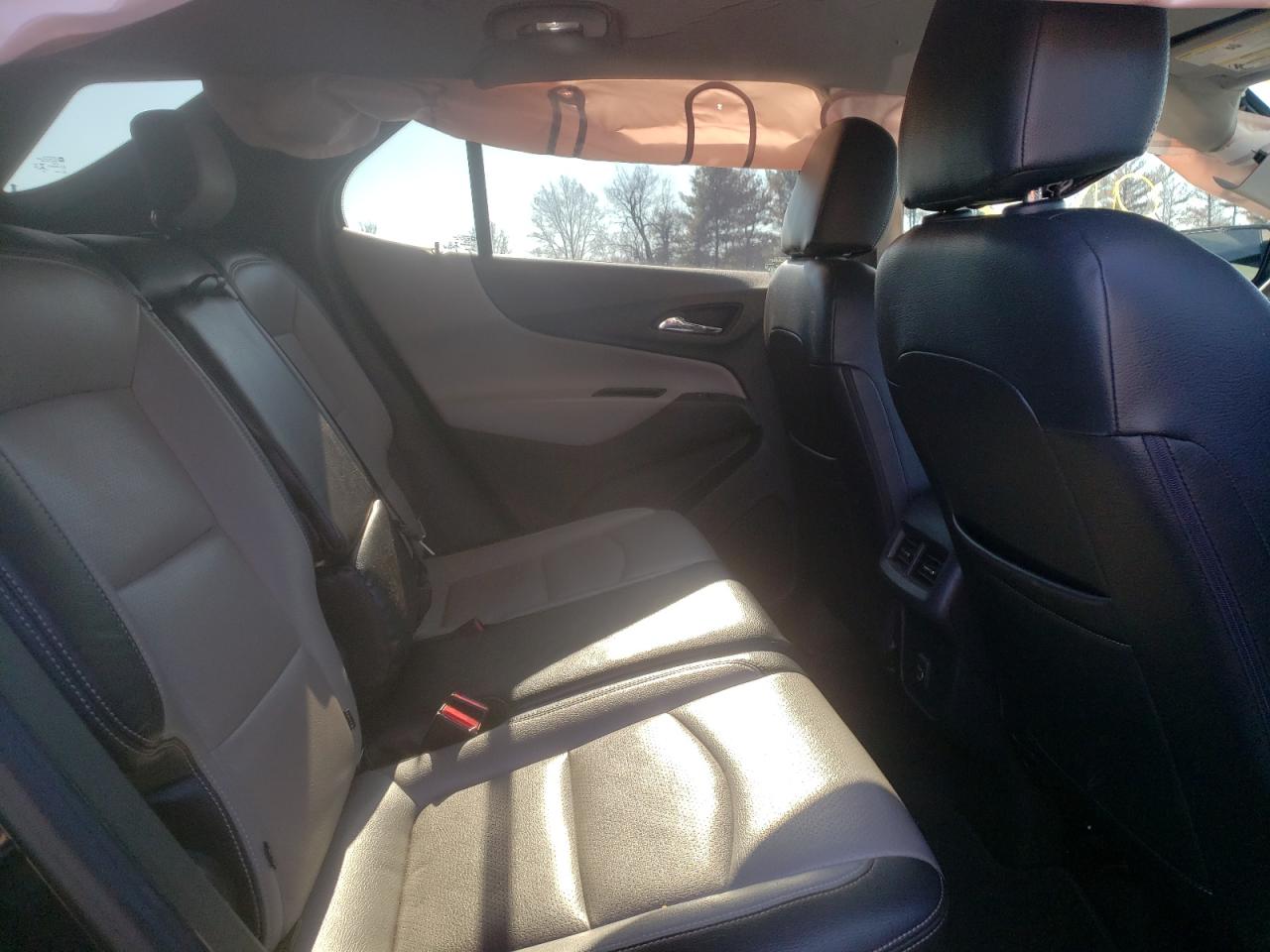 Photo 6 from auction – 2019 CHEVROLET EQUINOX LS with VIN 3GNAXHEVXKL109341
