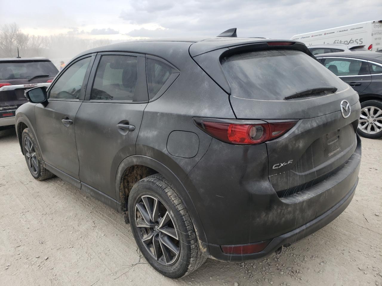 Photo 3 from auction – 2018 MAZDA CX-5 TOURI with VIN JM3KFACM0J1392007