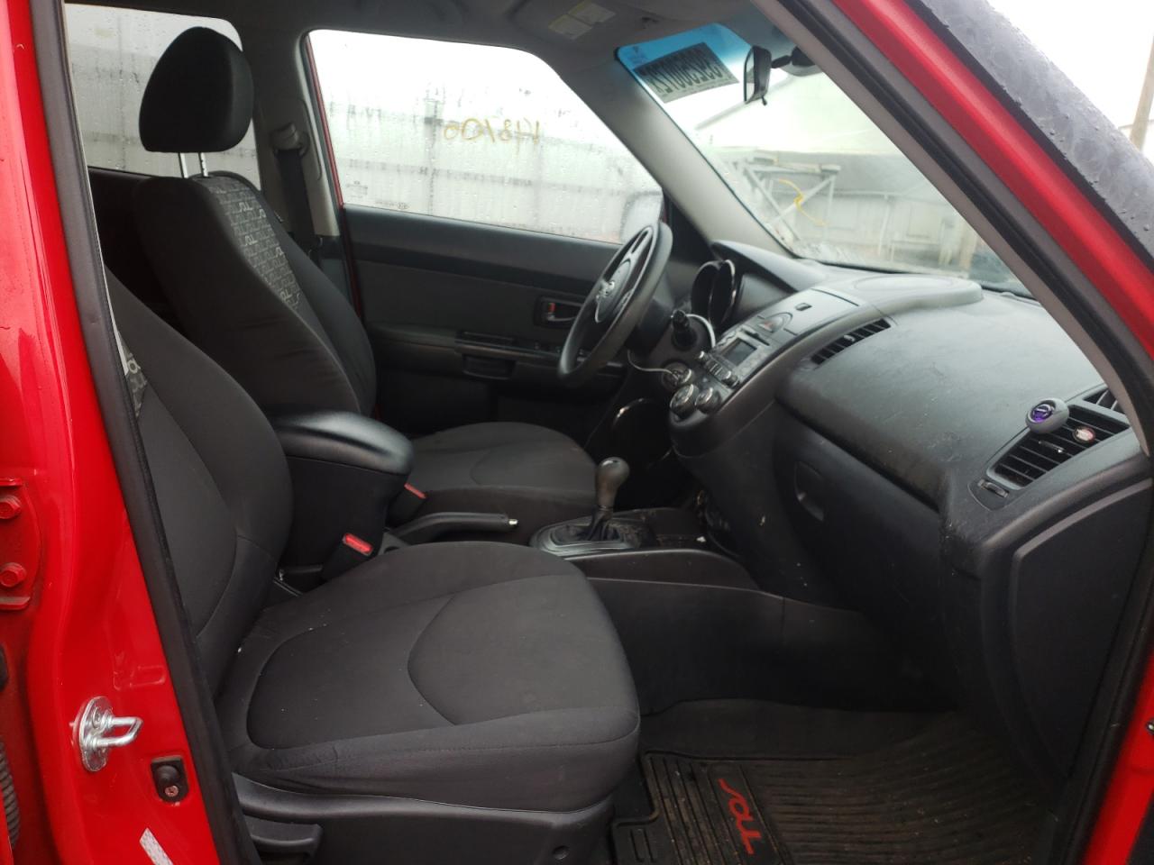 Photo 5 from auction – 2011 KIA SOUL + with VIN KNDJT2A21B7247531