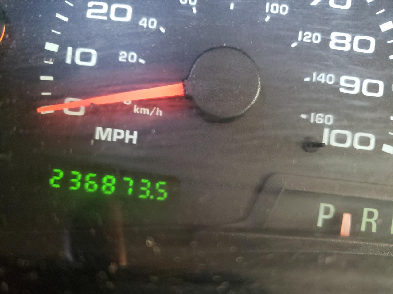 Photo 8 from auction – 2002 FORD EXCURSION with VIN 1FMNU40LX2ED49941