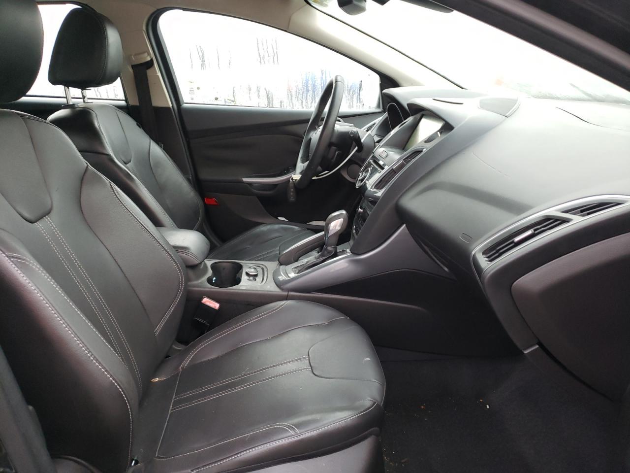 Photo 5 from auction – 2012 FORD FOCUS TITA with VIN 1FAHP3N29CL402196