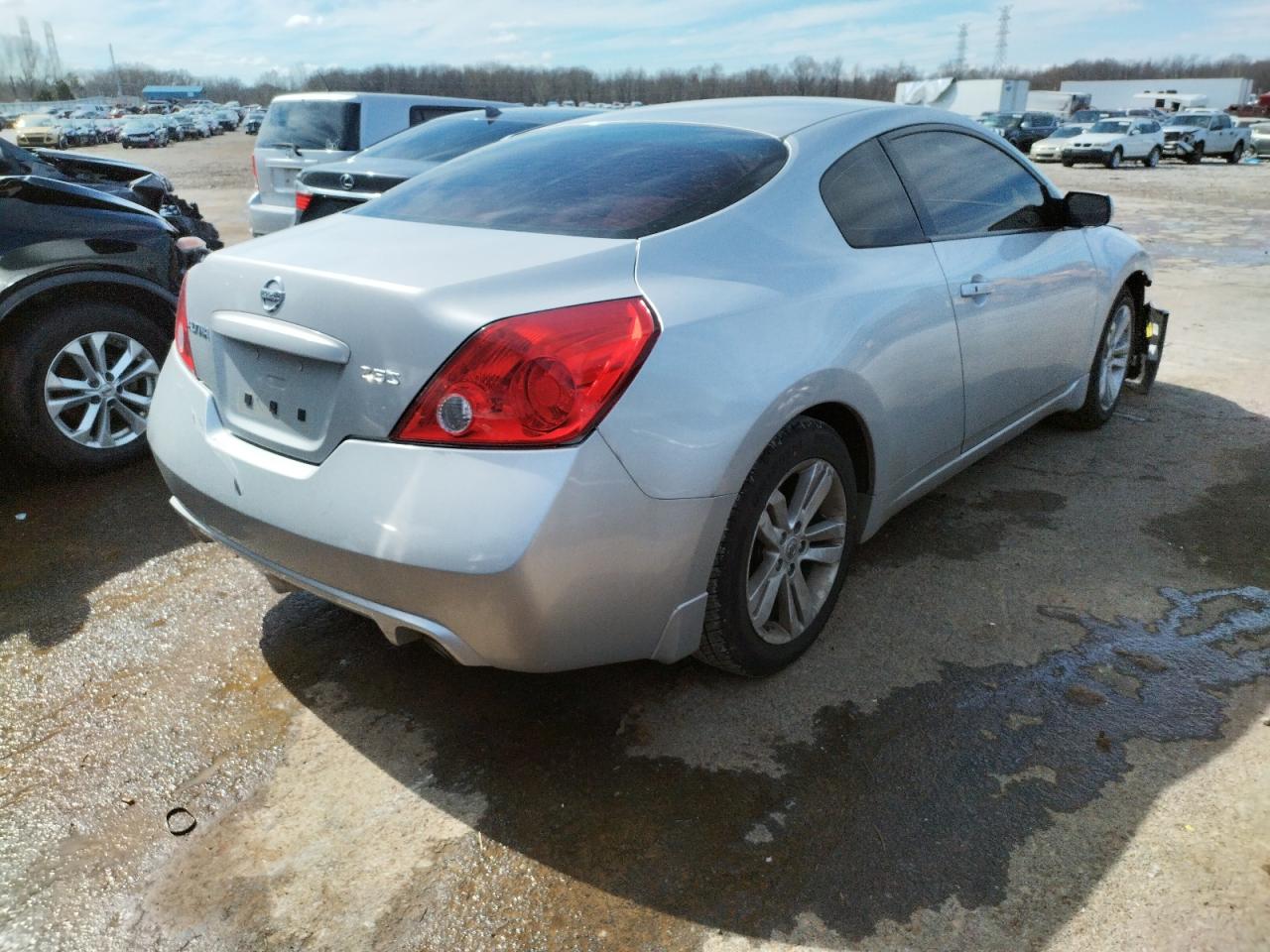 Photo 4 from auction – 2013 NISSAN ALTIMA S with VIN 1N4AL2EP0DC215868