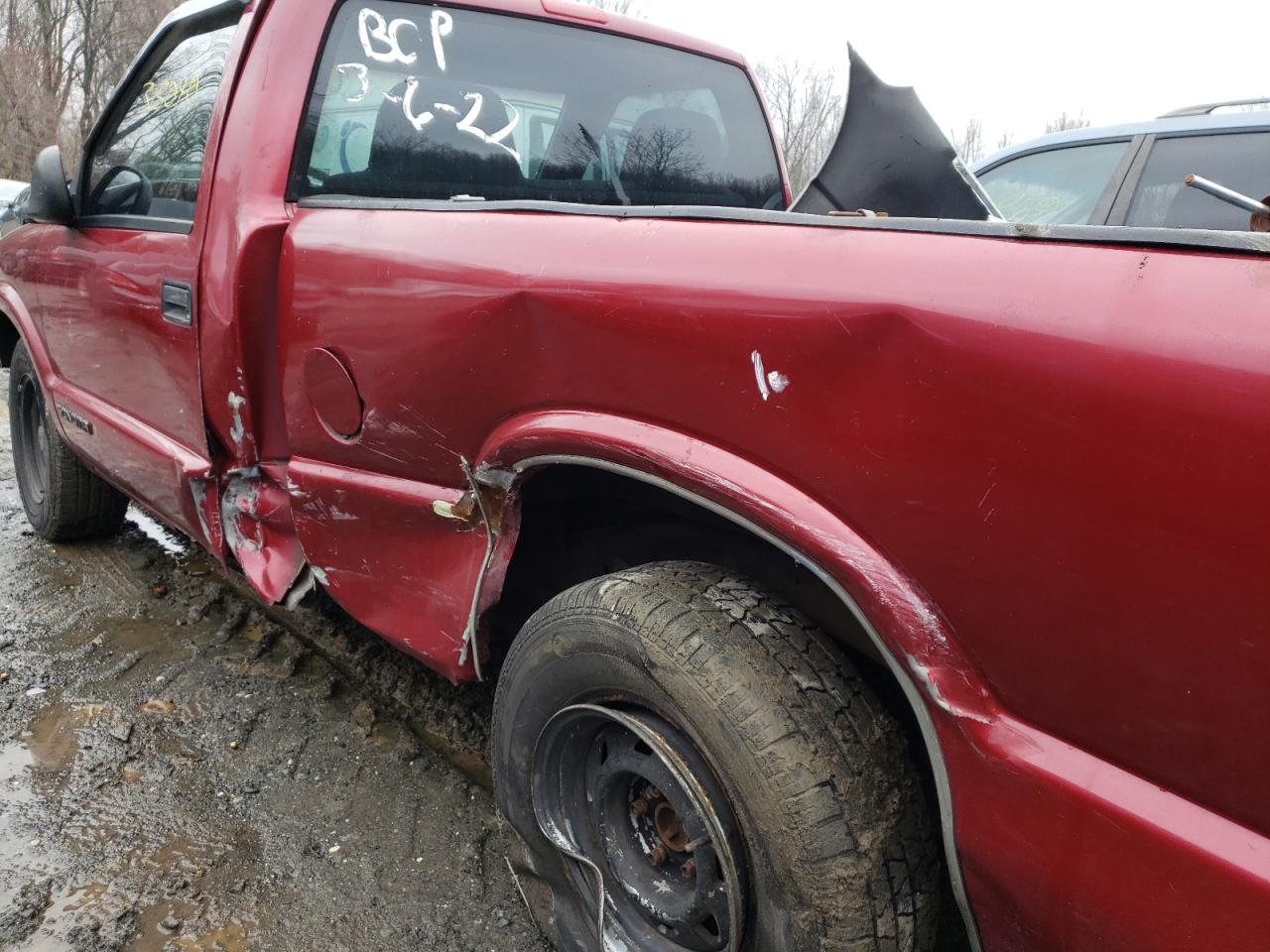 Photo 9 from auction – 1998 GMC SONOMA with VIN 1GTCS1442WK506257
