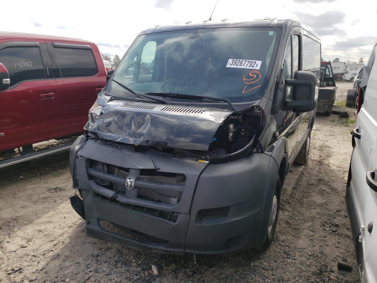 Photo 2 from auction – 2018 RAM PROMASTER with VIN 3C6TRVNG4JE136928