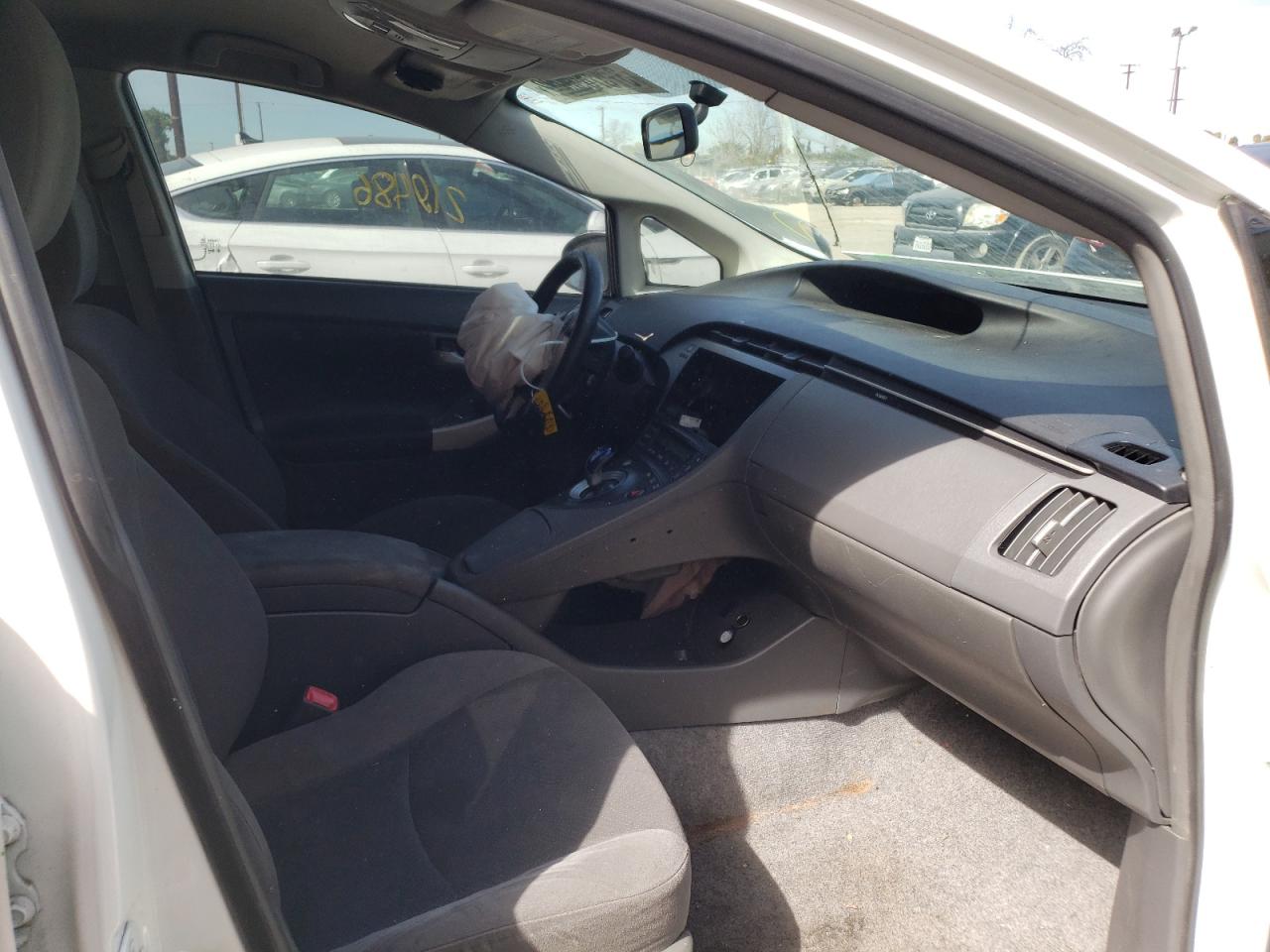 Photo 5 from auction – 2010 TOYOTA PRIUS with VIN JTDKN3DU0A0132833