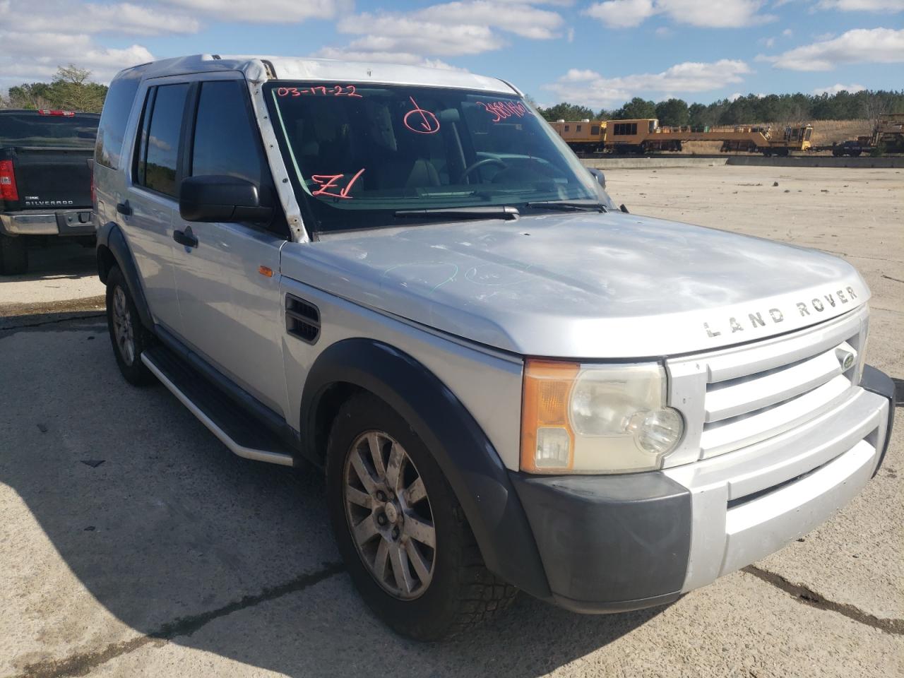 LAND ROVER LR3 SE 2005 with VIN SALAD25495A318936 - Photo from auction