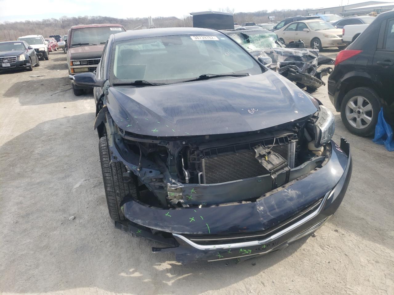 Photo 9 from auction – 2017 CHEVROLET MALIBU LT with VIN 1G1ZE5ST4HF213497