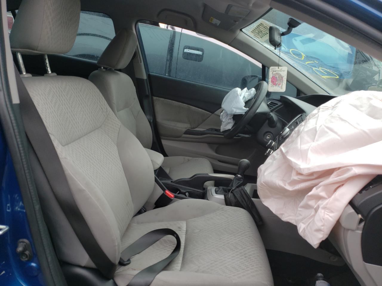 Photo 5 from auction – 2015 HONDA CIVIC LX with VIN 19XFB2E5XFE026397