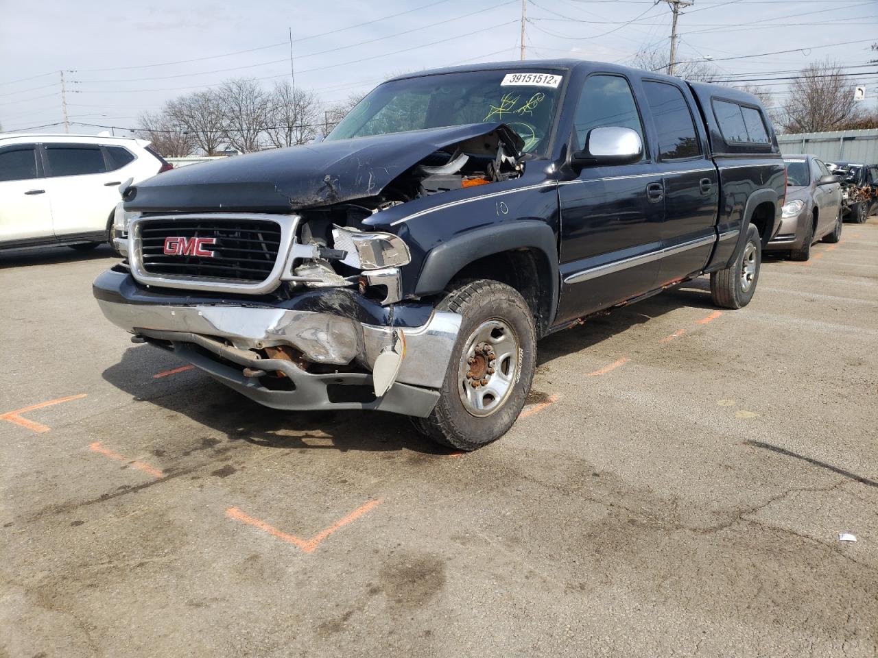 Photo 2 from auction – 2002 GMC SIERRA C15 with VIN 1GTGC13U82F204930