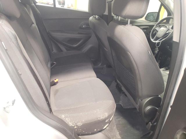 Photo 6 from auction – 2015 CHEVROLET TRAX LS with VIN KL7CJKSB0FB247873