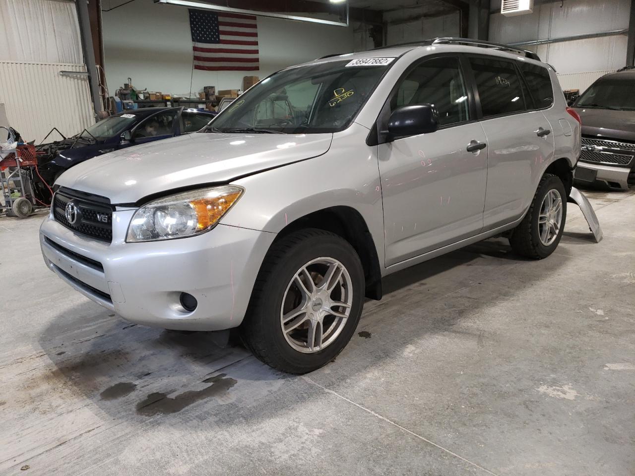 Photo 2 from auction – 2008 TOYOTA RAV4 with VIN JTMBK35VX85056230