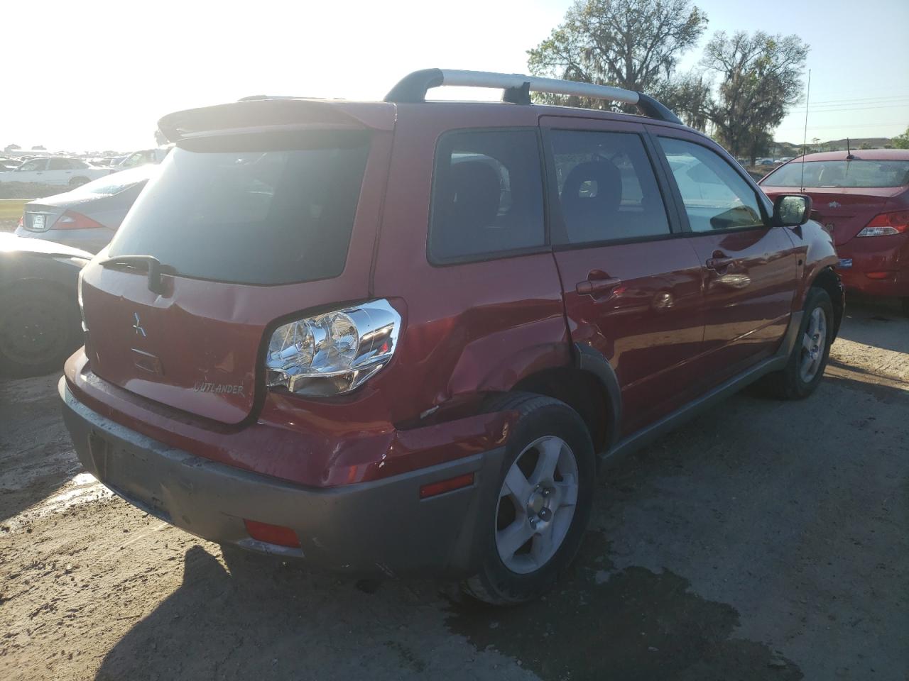 Photo 4 from auction – 2003 MITSUBISHI OUTLANDER with VIN JA4LX41G63U050548