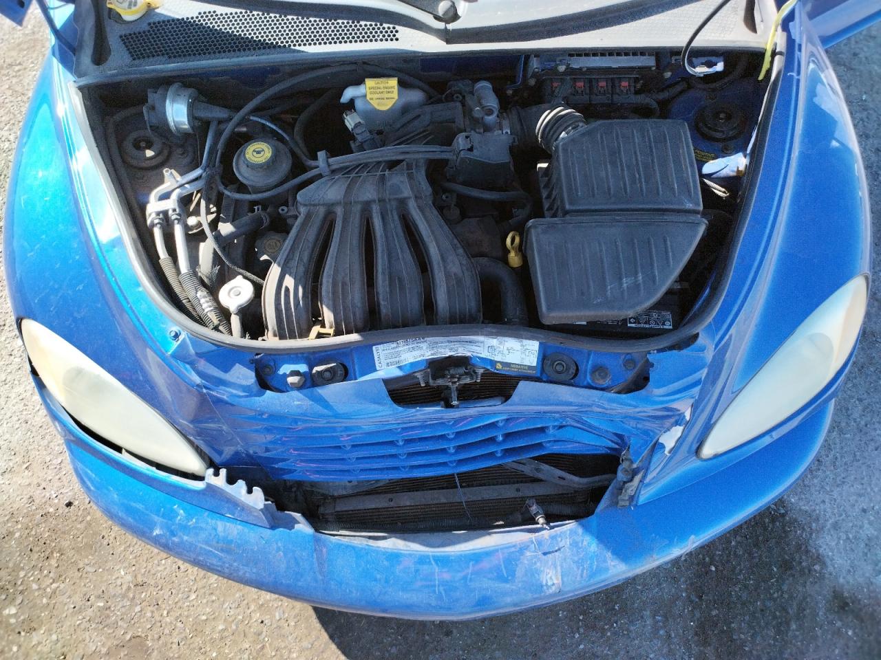 Photo 7 from auction – 2004 CHRYSLER PT CRUISER with VIN 3C4FY48B64T230599