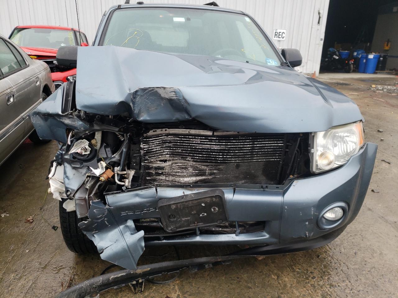 Photo 9 from auction – 2010 FORD ESCAPE XLT with VIN 1FMCU0D76AKD36410