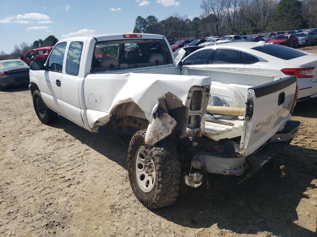 Photo 3 from auction – 2006 CHEVROLET SILVERADO with VIN 2GCEK19V061298826