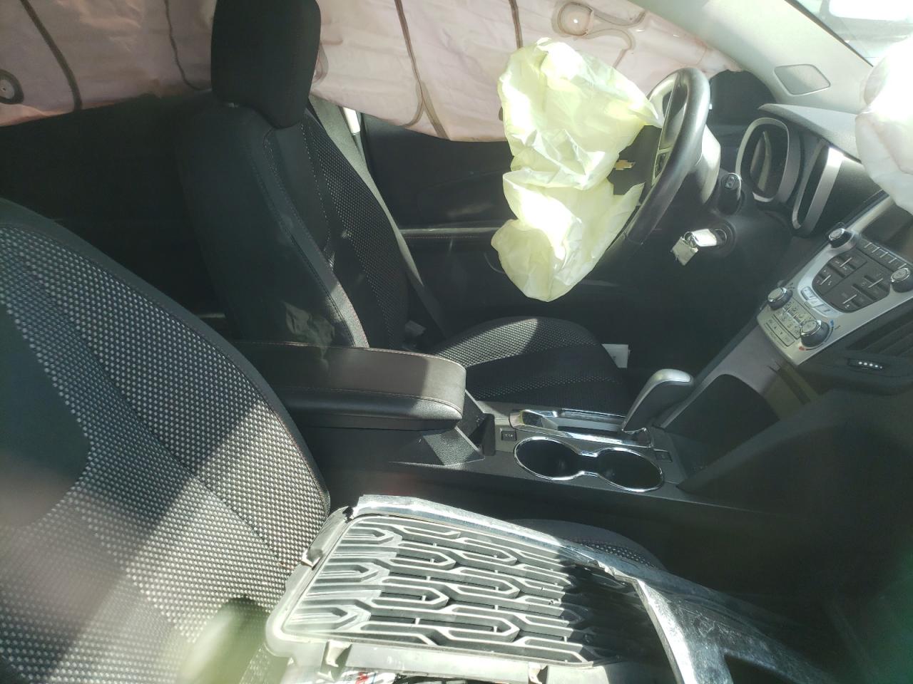 Photo 5 from auction – 2015 CHEVROLET EQUINOX LT with VIN 2GNALBEK0F6348602