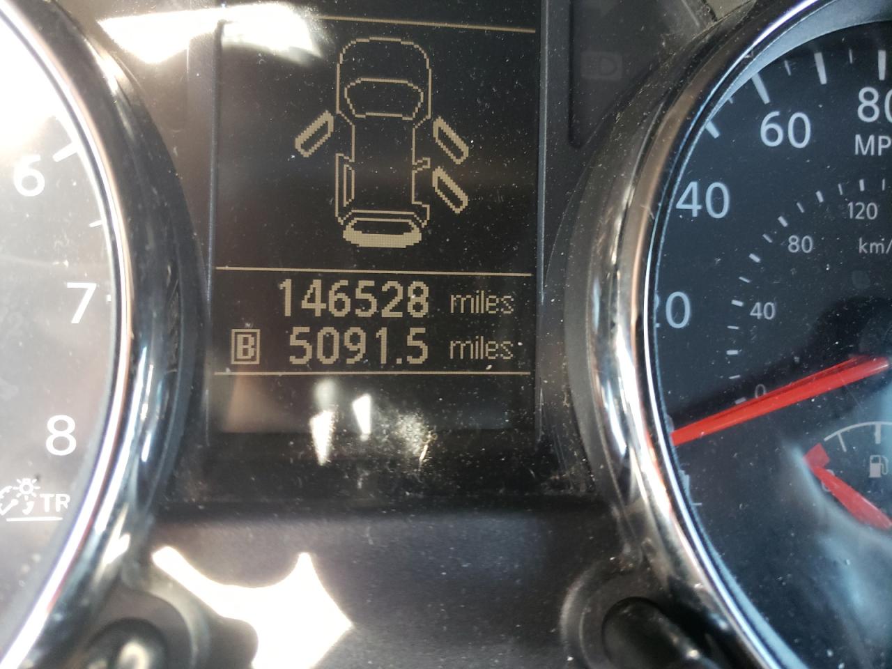 Photo 8 from auction – 2012 NISSAN ROGUE S with VIN JN8AS5MT9CW614146