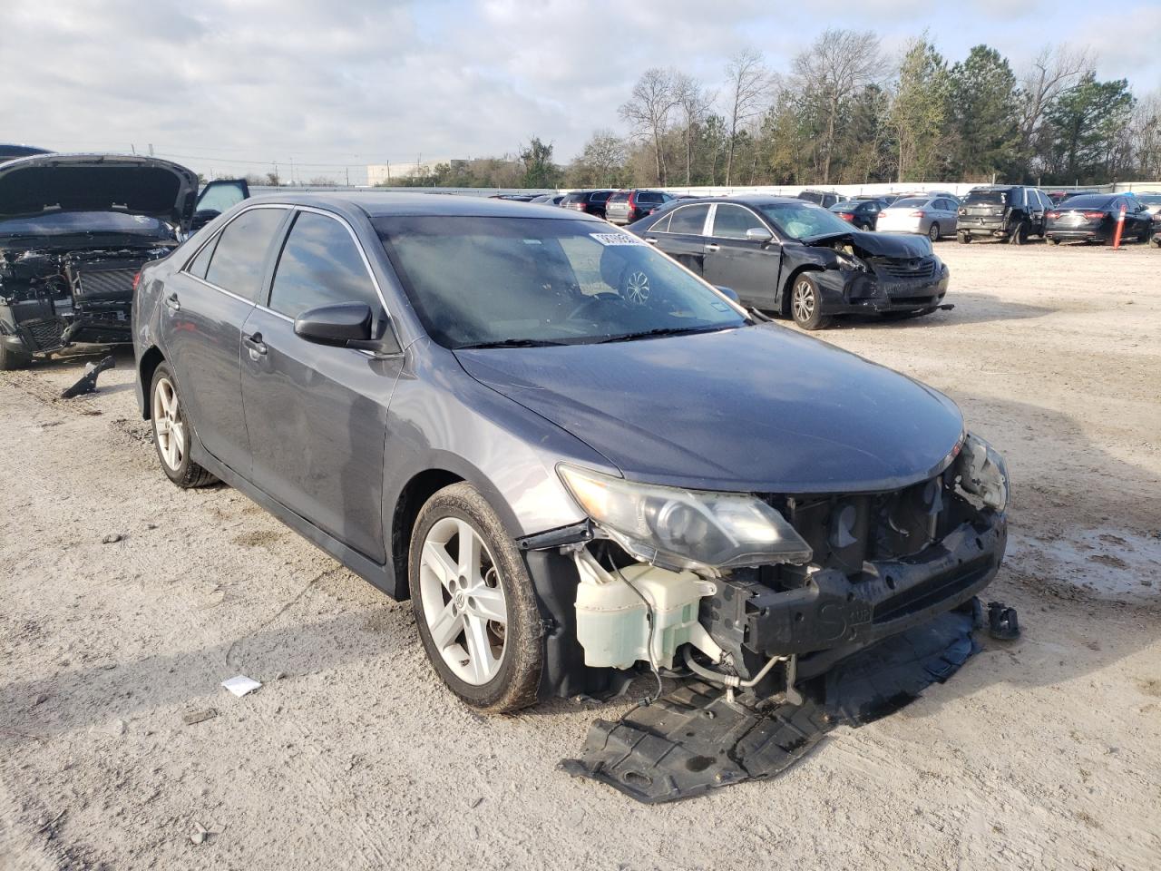 TOYOTA CAMRY L 2013 with VIN 4T1BF1FK2DU216092 - Photo from auction