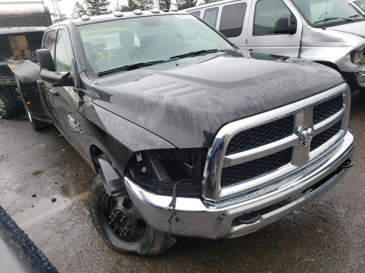 RAM 3500 ST 2018 with VIN 3C63RRGL2JG319444 - Photo from auction