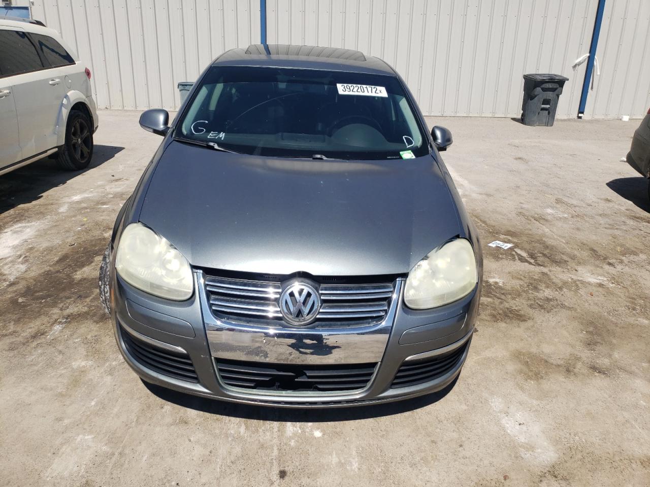 Photo 9 from auction – 2008 VOLKSWAGEN JETTA WOLF with VIN 3VWRA71K18M193178
