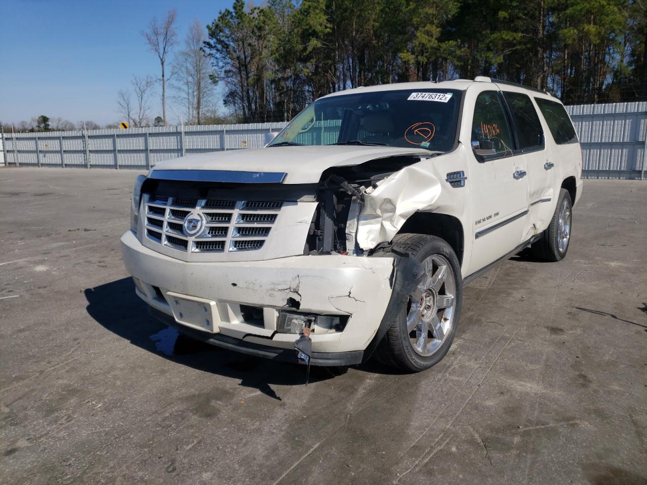Photo 9 from auction – 2011 CADILLAC ESCALADE E with VIN 1GYS4JEF1BR146402