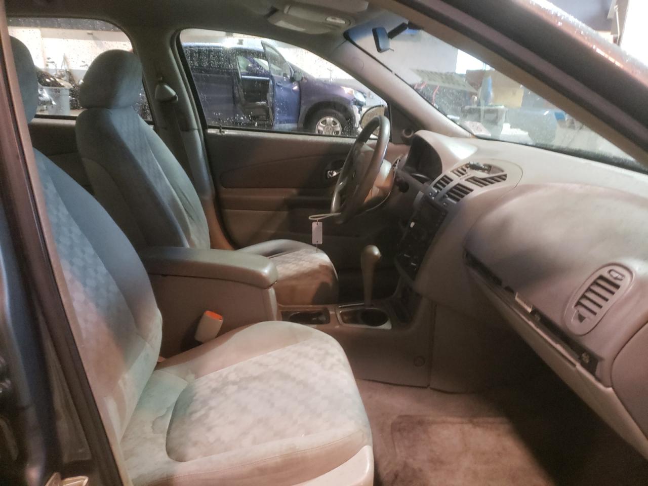 Photo 5 from auction – 2004 CHEVROLET MALIBU LS with VIN 1G1ZT52884F113673