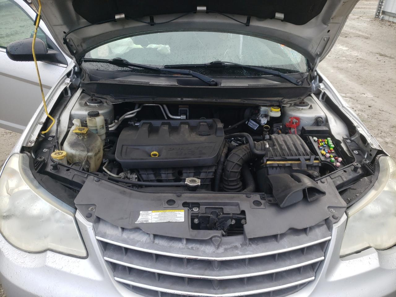 Photo 7 from auction – 2010 CHRYSLER SEBRING TO with VIN 1C3CC4FB9AN121056