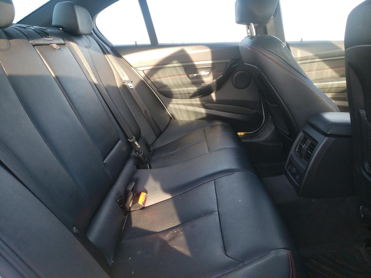 Photo 6 from auction – 2012 BMW 328 with VIN WBA3A5G55CNP15868