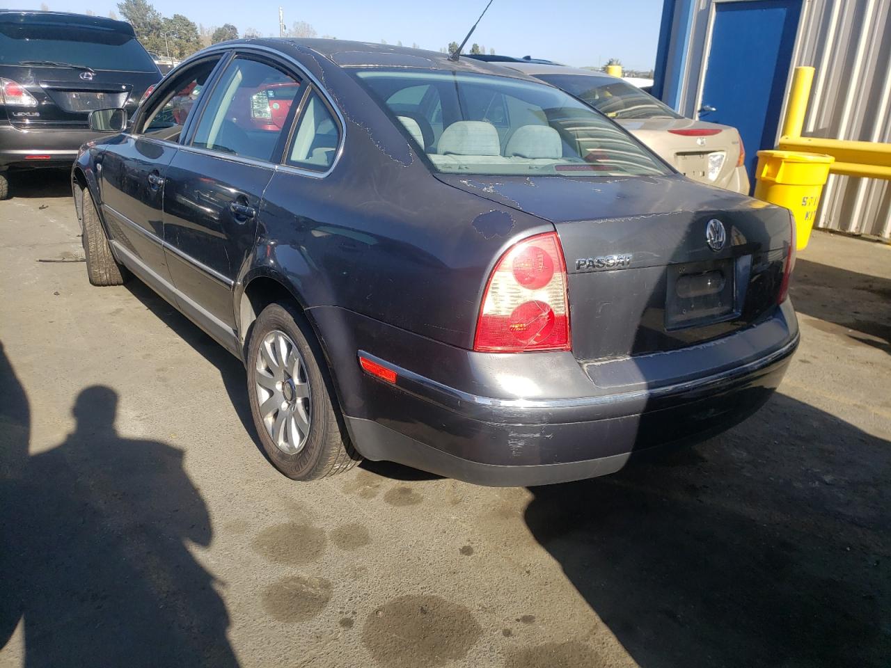 Photo 3 from auction – 2003 VOLKSWAGEN PASSAT GLS with VIN WVWPD63BX3P281108