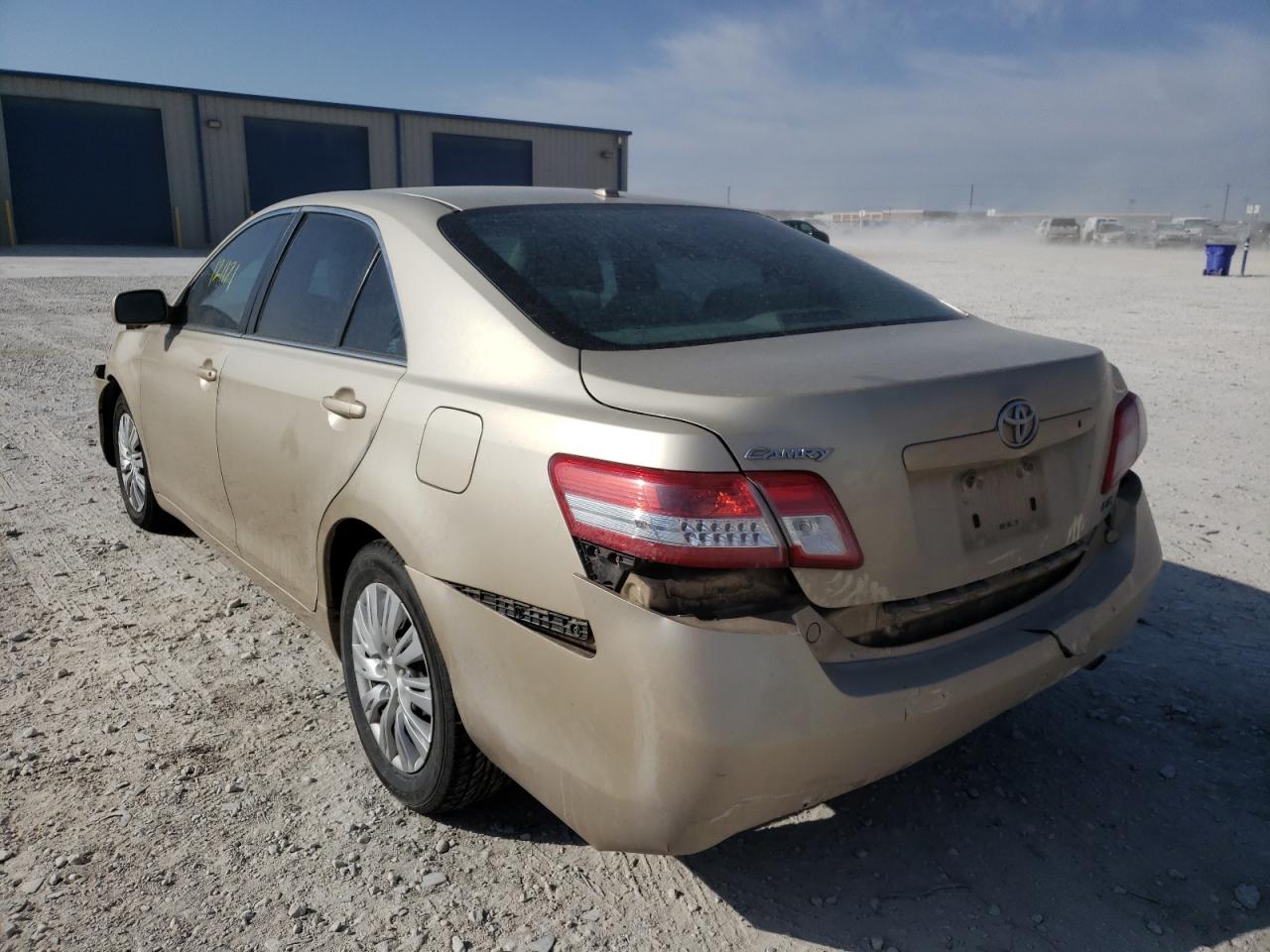 Photo 3 from auction – 2010 TOYOTA CAMRY BASE with VIN 4T4BF3EK0AR041811