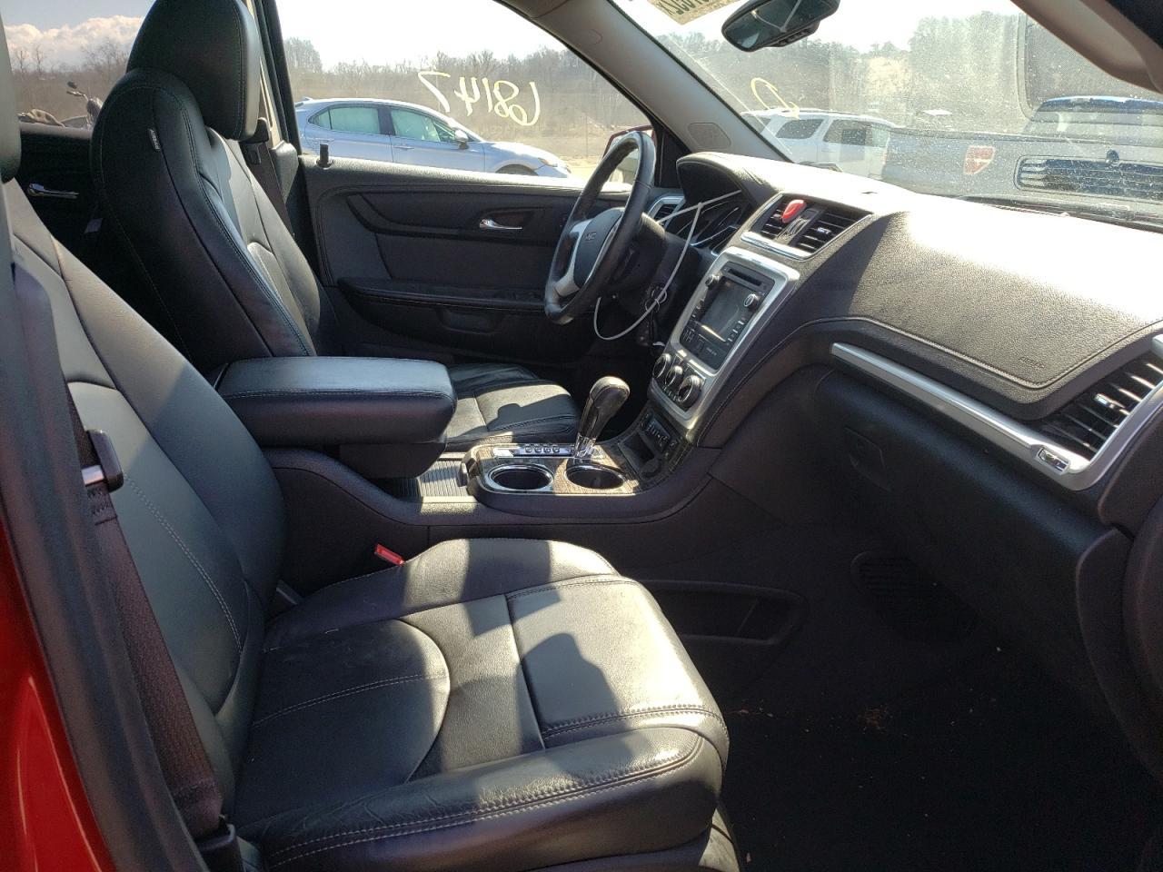 Photo 5 from auction – 2014 GMC ACADIA SLT with VIN 1GKKVRKD4EJ155199