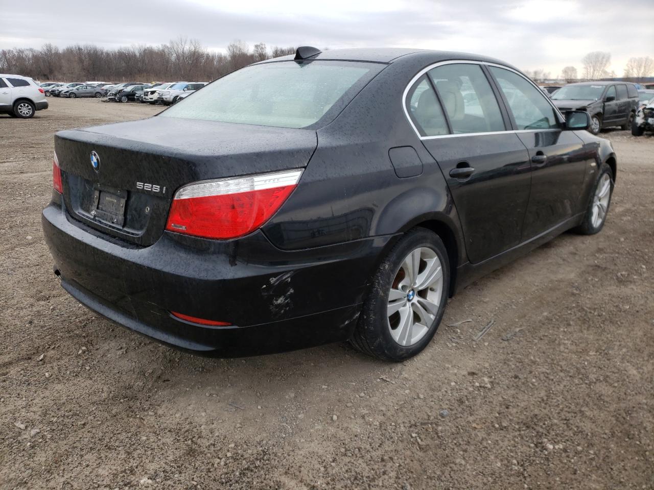 Photo 4 from auction – 2010 BMW 528 XI with VIN WBANV1C59AC157012