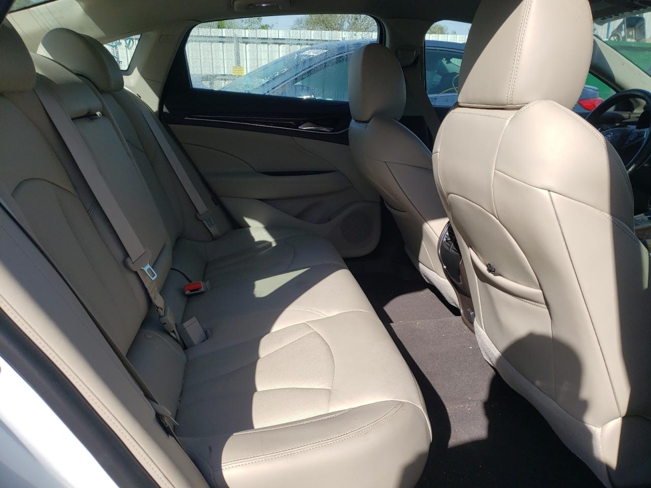 Photo 6 from auction – 2017 BUICK LACROSSE E with VIN 1G4ZP5SS0HU137969