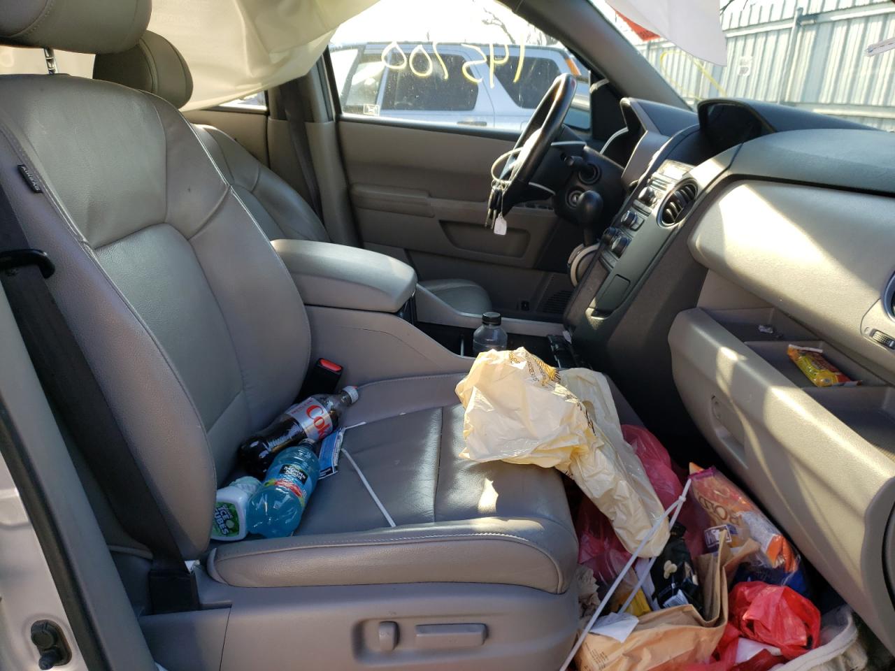 Photo 5 from auction – 2012 HONDA PILOT EXL with VIN 5FNYF4H5XCB043727