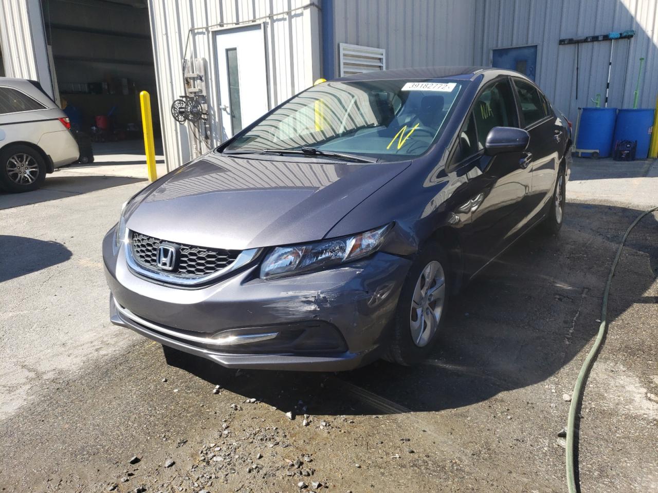 Photo 2 from auction – 2015 HONDA CIVIC LX with VIN 19XFB2F54FE700056