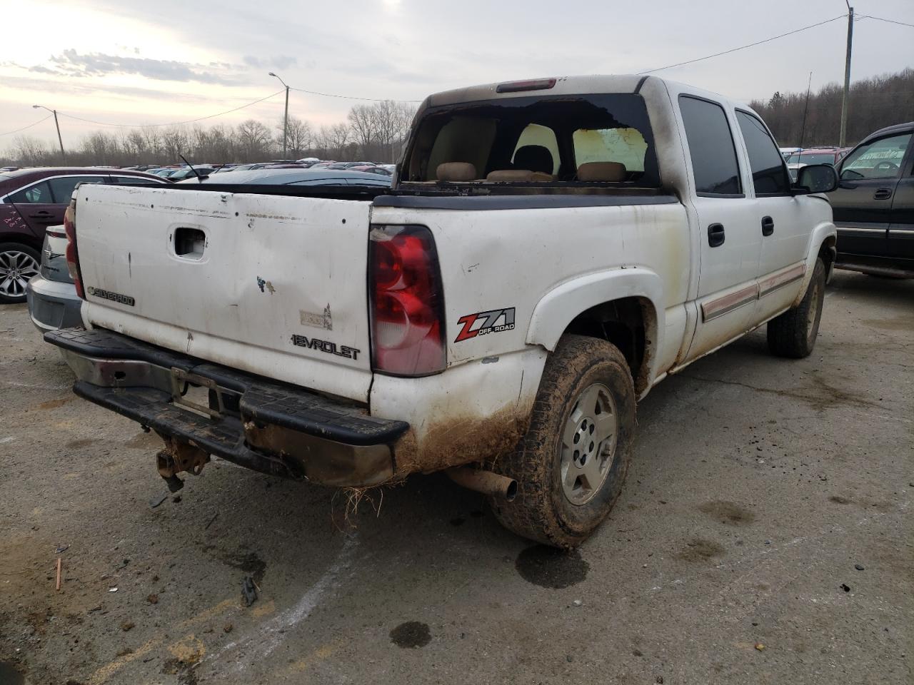 Photo 4 from auction – 2005 CHEVROLET SILVERADO with VIN 2GCEK13T551275600