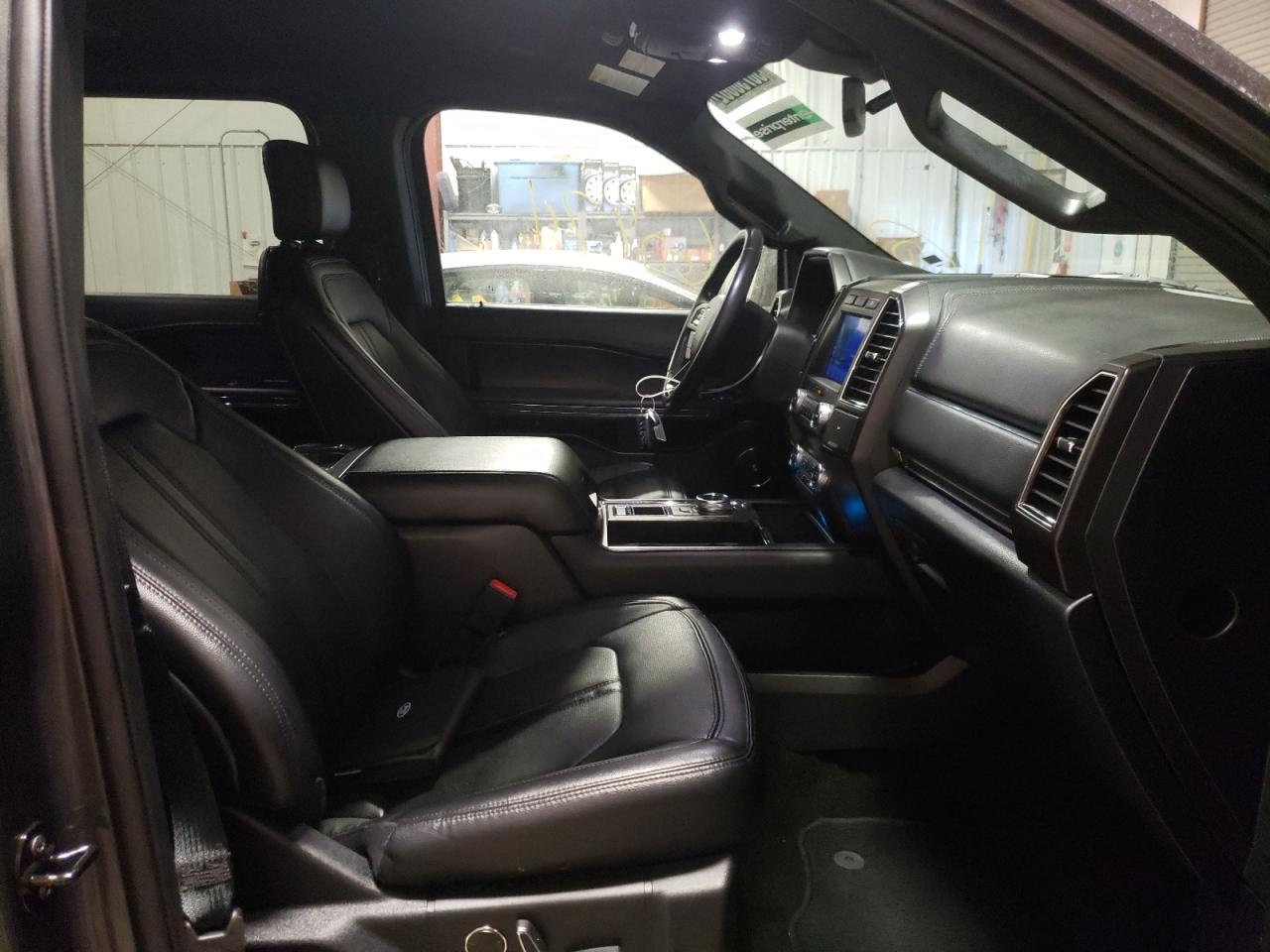 Photo 5 from auction – 2020 FORD EXPEDITION with VIN 1FMJK1KT1LEA39632