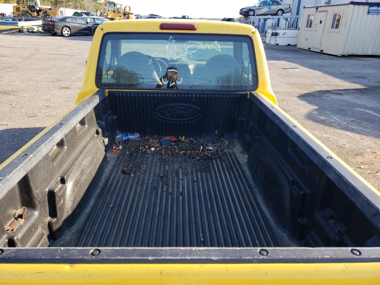 Photo 6 from auction – 2002 FORD RANGER with VIN 1FTYR10U02PB45177