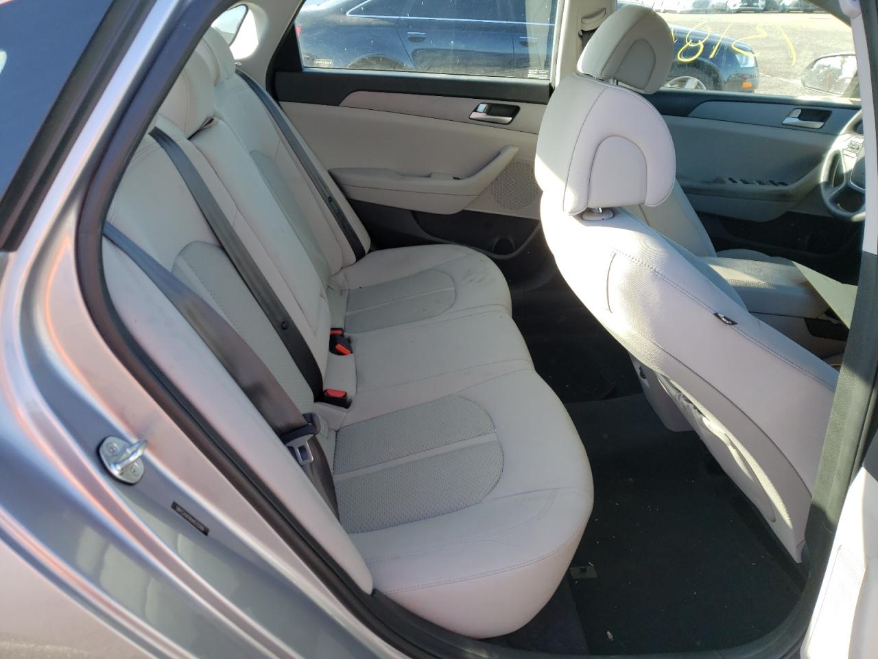 Photo 6 from auction – 2017 HYUNDAI SONATA SE with VIN 5NPE24AF6HH572280