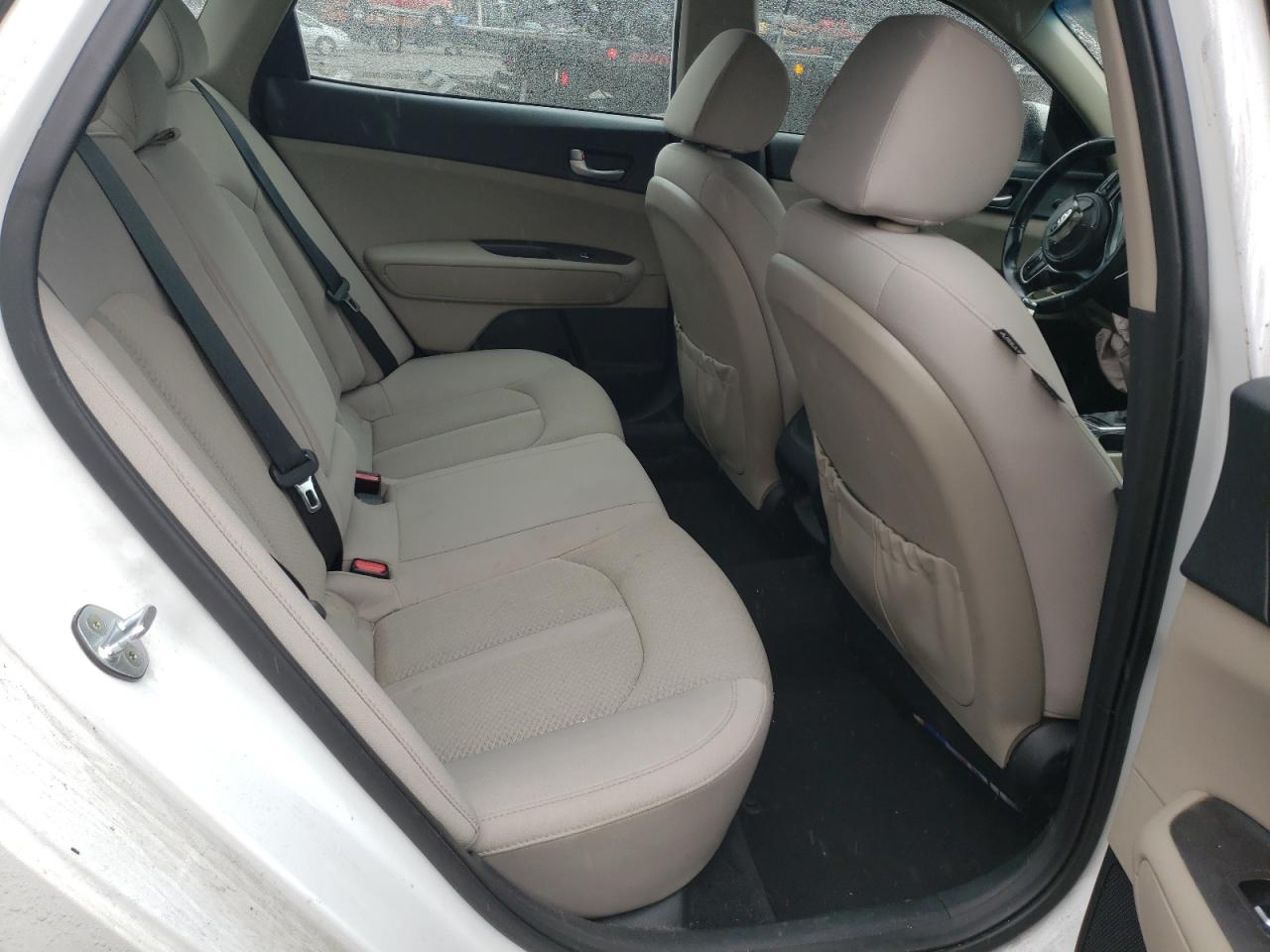Photo 6 from auction – 2016 KIA OPTIMA LX with VIN 5XXGT4L1XGG008231