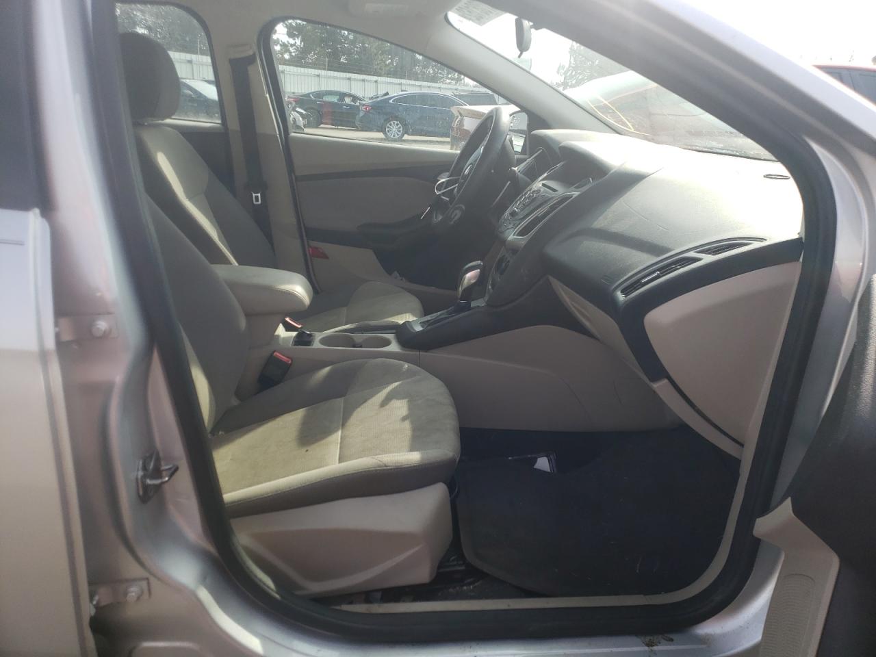 Photo 5 from auction – 2013 FORD FOCUS SE with VIN 1FADP3F20DL381480