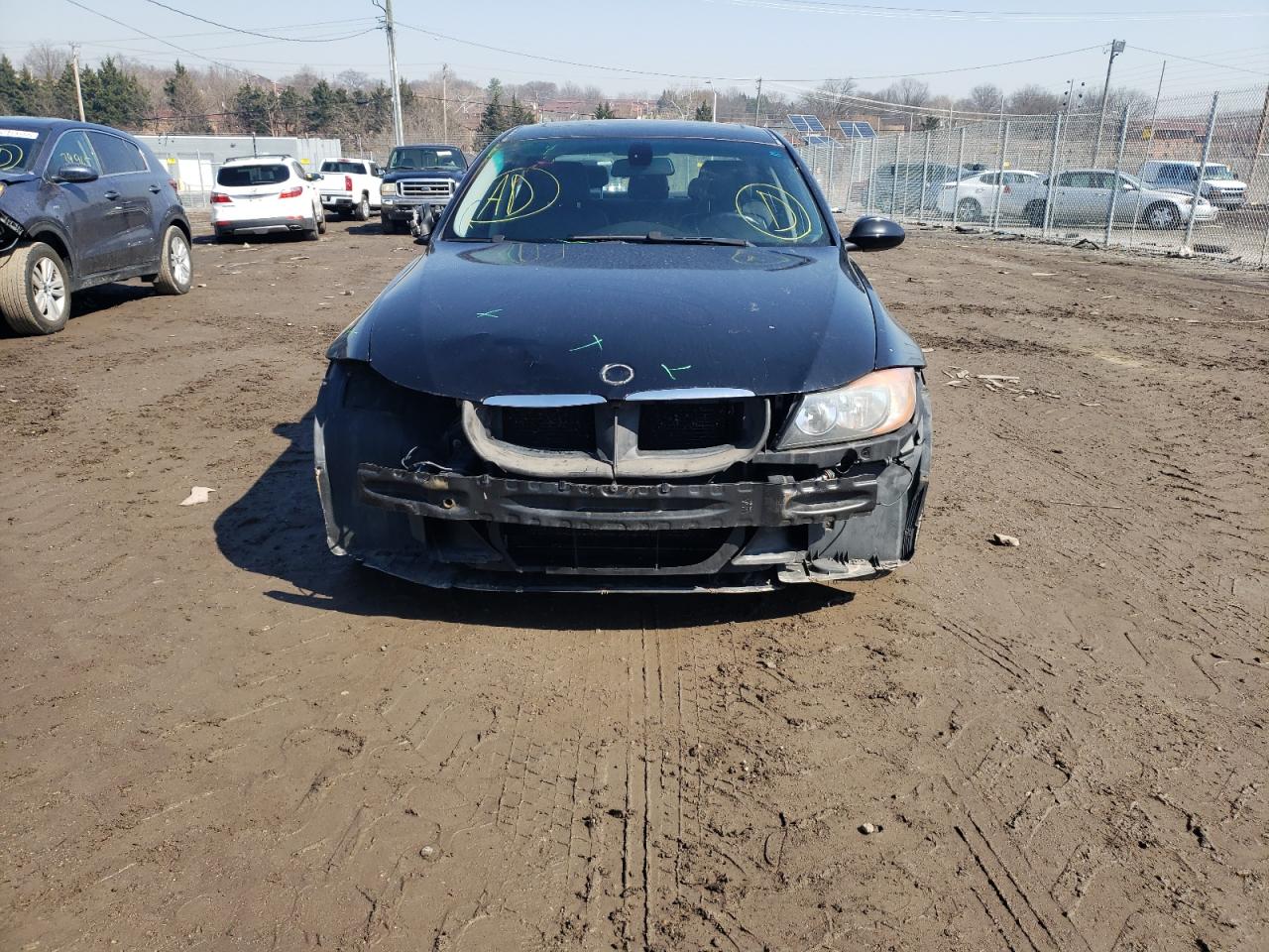 Photo 9 from auction – 2006 BMW 325 I with VIN WBAVB13596KR59937