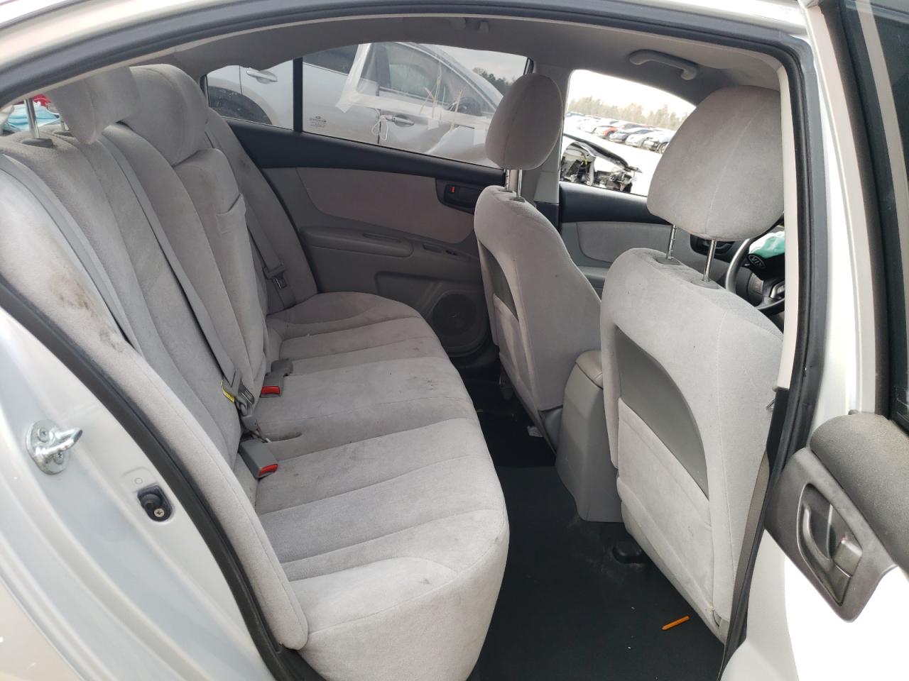Photo 6 from auction – 2010 KIA OPTIMA LX with VIN KNAGG4A87A5375553