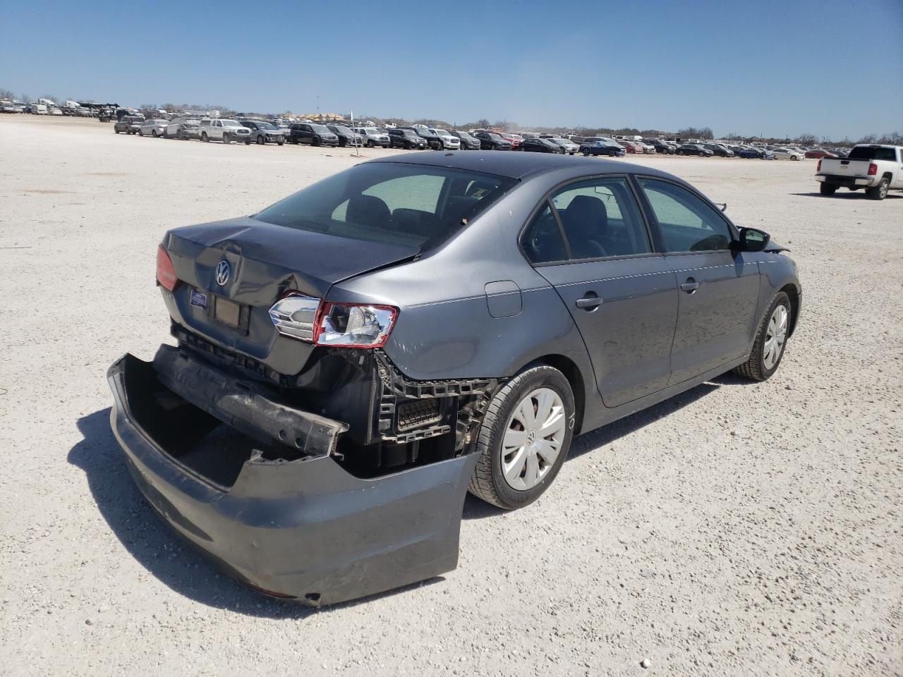 Photo 4 from auction – 2011 VOLKSWAGEN JETTA BASE with VIN 3VW2K7AJ2BM397999